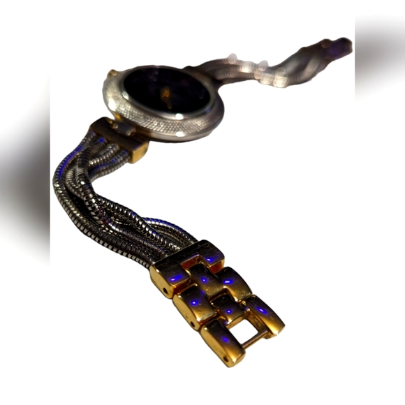 Sagittarius Two Tone Quartz Analog Women's Watch Sz. 6 1/2" New Battery - Picture 2 of 16